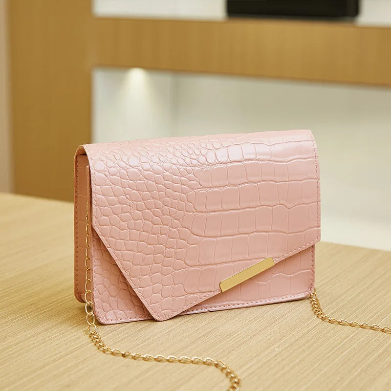 Mini Borsa Elegante Bella Chic: "Lo Stile che ti Accompagna Ovunque "